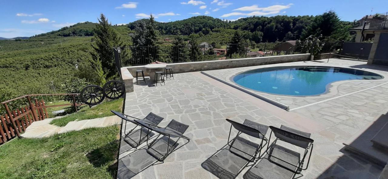 Ristorante Albergo Da Maurizio Cravanzana Exteriér fotografie