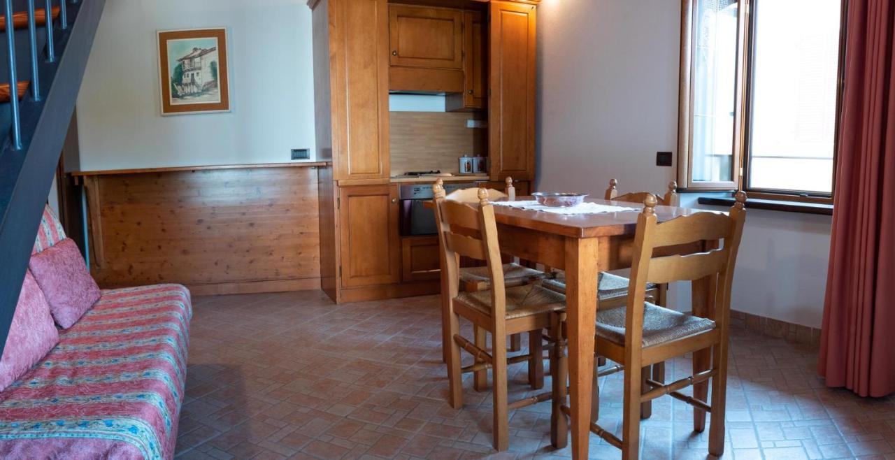 Ristorante Albergo Da Maurizio Cravanzana Exteriér fotografie